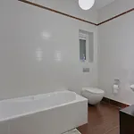 Luxury With Side Seaviews And Pool, Location By Buena Vista Слима